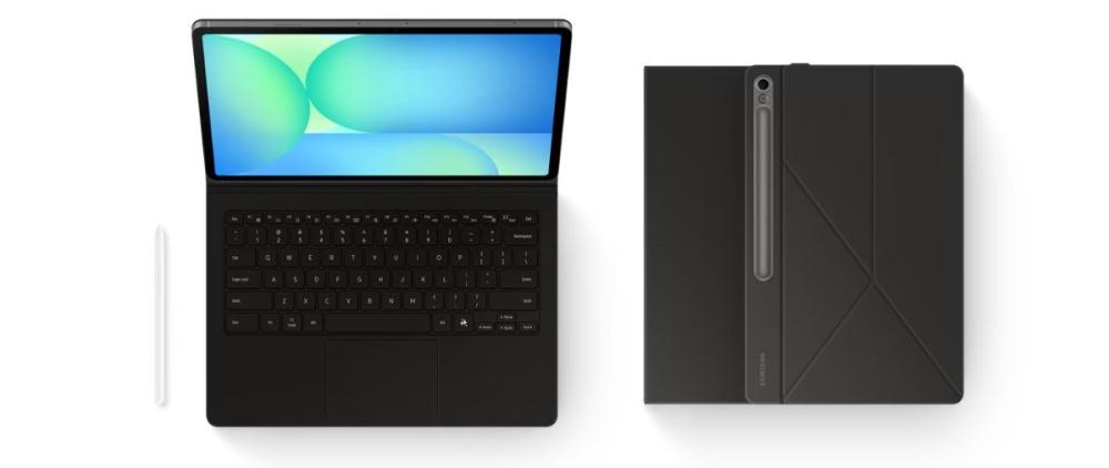 Datorită design-ului magnetic a tastaturii BookCover Galaxy Tab S10 FE+, atașezi și detașezi ușor tableta.