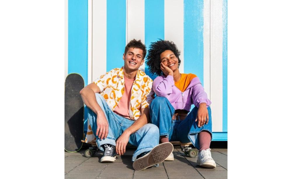 Telefonul Samsung Galaxy Z Flip7 FE 5G are camera principală de 50MP pentru selfie-uri perfecte.
