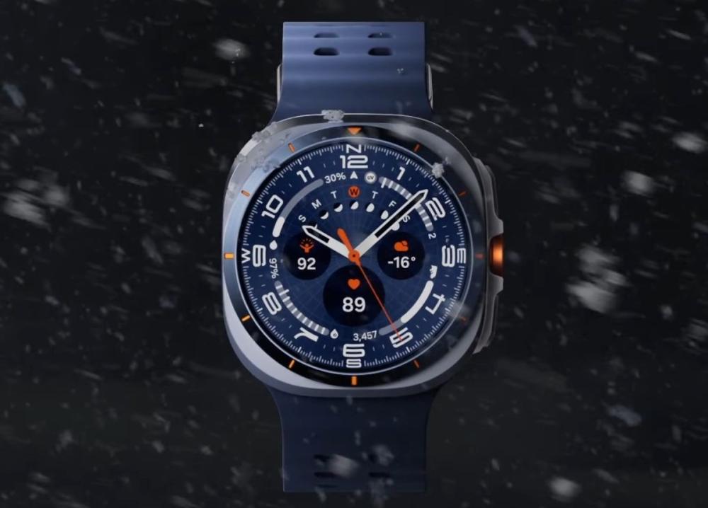 Galaxy Watch Ultra 2 rezistă la temperaturi extreme între -20°C și 55°C.