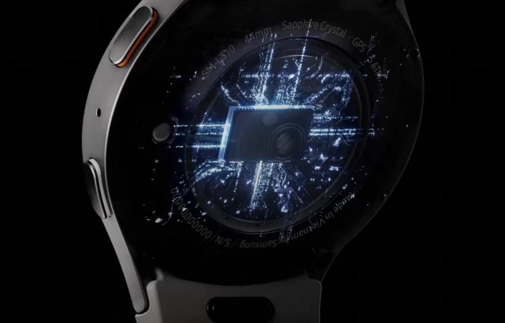 Echipat cu un procesor de 3nm, Samsung Galaxy Watch7 Smartwatch 44mm îmbunătățește de trei ori performanța ceasului.