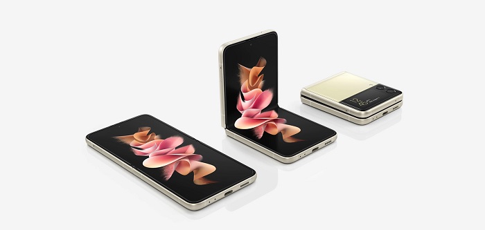 Samsung Galaxy Z Fold3 si Flip3 - noile telefoane cu ecran pliabil